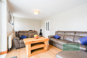 Photo 25- click for photo gallery